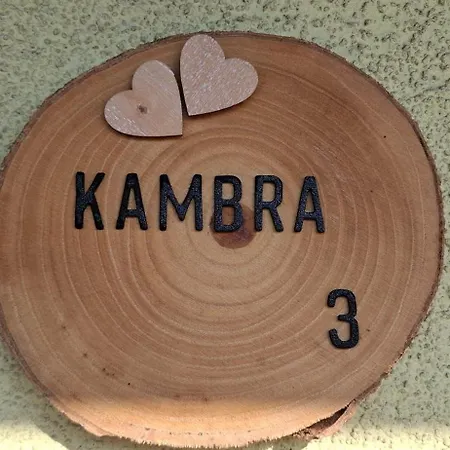 Strancar Wines 公寓 *