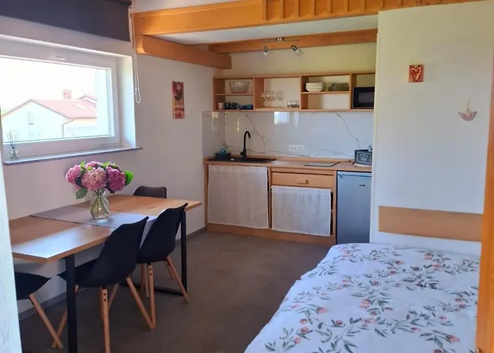 Strancar Wines Daire *